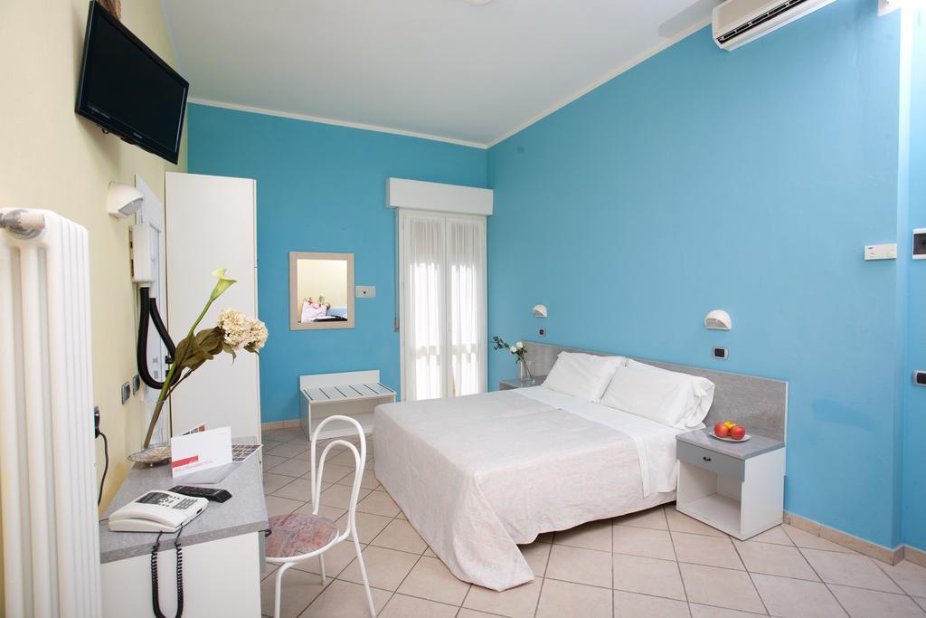 Elisabetta Hotel Cesenatico Exterior photo